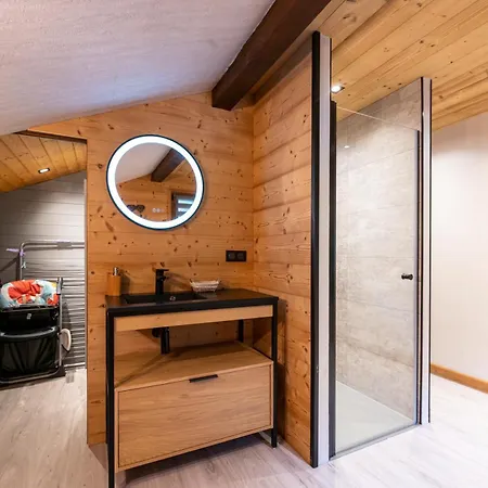 Apartment Colomban *